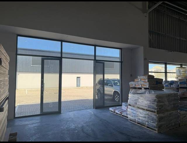 BUSINESS PROPERTY TO RENT IN FAIRVIEW